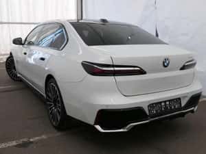 BMW 740 Berlină second-hand 2025 — miniatura 3