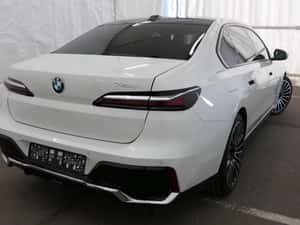 BMW 740 Berlină second-hand 2025 — miniatura 4