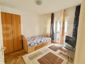 Apartament 3 camere, 2 bai, etaj 1, zona Cetate-liceul Sportiv — miniatura 1