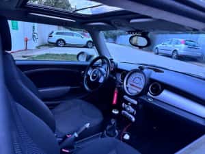 Mini Cooper R56, Plafon Panoramic, 1.6 diesel 109cp, Funcţie Sport — miniatura 5