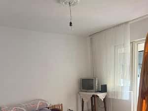 Inchiriez apartament 2 camere! — miniatura 2