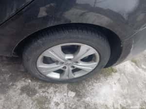 Jante aliaj pe 17, originale Renault,225/50/17, M+S, cu senzori presiune — miniatura 6