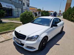 Dezmembrez Mercedes C220 AMG W204 an 2014  motor 651 170k km orice pie — miniatura 1