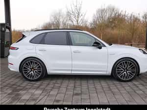 Porsche Cayenne SUV Hibrid 2026 - Vehicul Nou — miniatura 6
