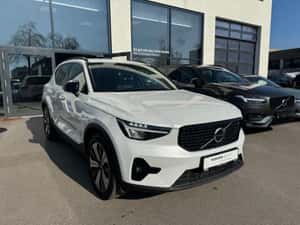 Volvo XC40, SUV, Hibrid, 2022, 46.750 km — miniatura 2