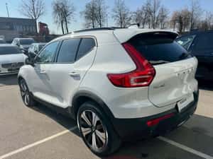 Volvo XC40, SUV, Hibrid, 2022, 46.750 km — miniatura 4