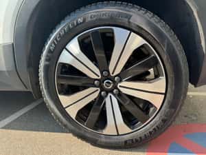 Volvo XC40, SUV, Hibrid, 2022, 46.750 km — miniatura 5