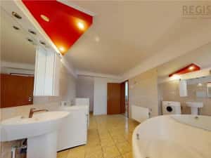 Proprietate unica aproape de centru, locuinta sau investitie. Comision 0%! — miniatura 9