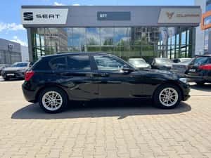 BMW Seria 1 1.5 136CP – Hatchback sportiv, rulaj redus! — miniatura 5
