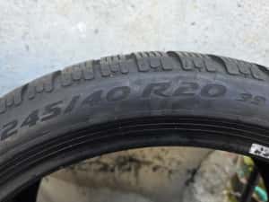 Vând o anvelope de iarna pirelli 245 40 20  dot 3824 — miniatura 4
