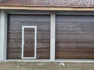 uși  de garaj rezidențiale cu cu ușa incadrata — miniatura 9