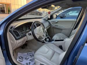 Volvo XC60 2016, Diesel, 268.000 km, 14.300 EUR — miniatura 6