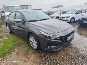 Hyundai elantra 2022 avariat 40000 km reali perfect funcțională — miniatura 3