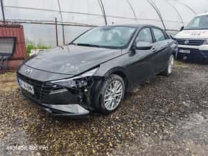 Hyundai elantra 2022 avariat 40000 km reali perfect funcțională — miniatura 9