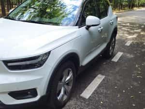 Volvo XC40 163 CP Automată - 75.263 km - Alb — miniatura 5