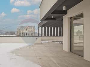 Penthouse de lux cu rooftop și lift privat I Elegant House Brașov — miniatura 4