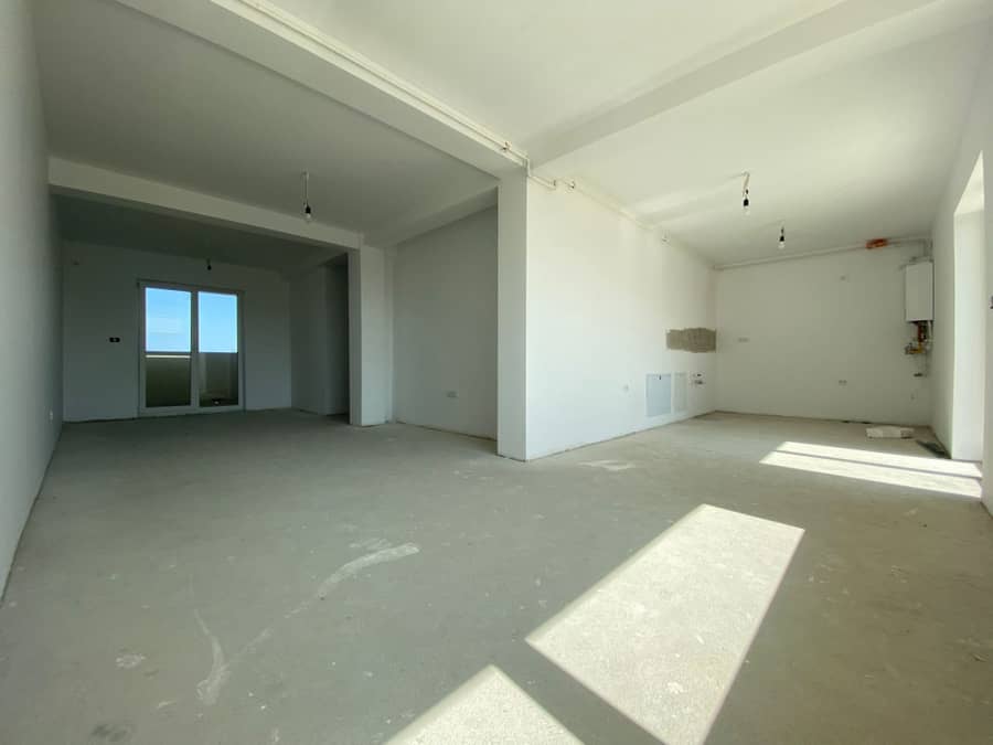 Penthouse 3 camere, decomandat, 81 mp utili, etaj 3 -zona Torontalului — fotografie 1 din 10