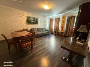 Apartament 4 camere, 96 mp, Cartierul 1 Mai, Zona Pelendava — miniatura 3