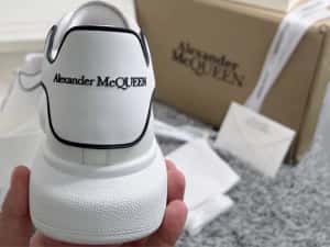 Adidasi Alexander Mcqueen Exposy albi negri piele naturala — miniatura 2
