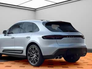 Porsche Macan 2024 în București — miniatura 3