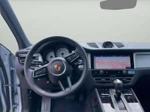 Porsche Macan 2024 în București — miniatura 7