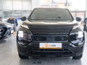 Mitsubishi Outlander - SUV, 37.206 km, 184 CP, 2023 — miniatura 2