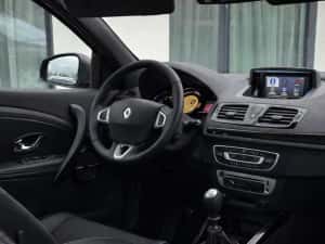 Renault Megane / Bose / Led / Pano — miniatura 5