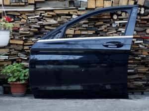 Ușa stânga față Mercedes C CLASS W205 negru C197 2014-2021