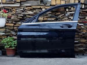 Ușa stânga față Mercedes C CLASS W205 negru C197 2014-2021 — miniatura 6