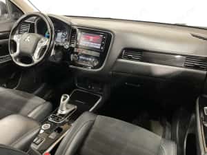 Vand Mitsubishi Outlander 2018 1998 cmc • Tunari, Ilfov — miniatura 7