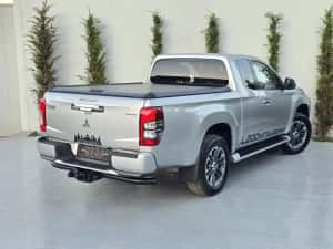 Mitsubishi L200 Mitsubishi L200 2020 4 locuri 4X4 IMPECABILA — miniatura 3