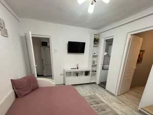 APARTAMENT 2 CAMERE REGIM HOTELIER SATUL DE VACANTA