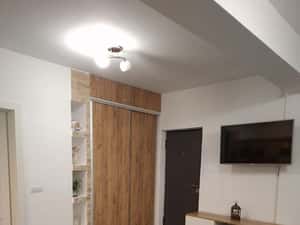 Apartament 3 camere, 65 mp, zonă deosebită, balcon și parcare inclusă — miniatura 3