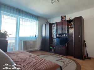 Apartament 2 camere, renovat , panoramă, comision 0% — miniatura 3