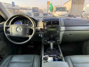 Volkswagen Touareg SUV 2005