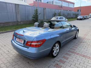 Mercedes E200-Cabrio-Automat-Impecabil-Variante Auto — miniatura 3