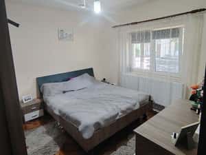 Apartament la Parter, 2 camere fără balcon  situat in  zona Confecții