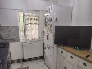 Apartament la Parter, 2 camere fără balcon  situat in  zona Confecții — miniatura 4