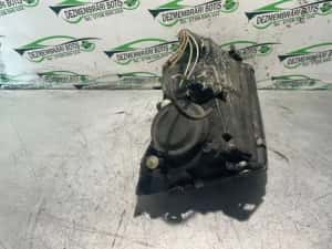 Far dreapta HVW123-C1 Volkswagen VW Passat 2000 1.9 TDI MT (110 hp) — miniatura 2