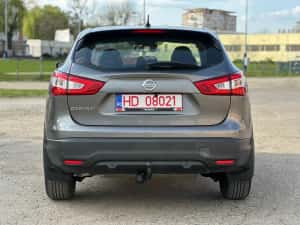 Nissan Qashqai 2 WD*benzina*navigatie*factura+fiscal*nr.rosii*af.2015 — miniatura 3