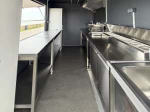 Rulota Burger In Stoc Si La Comanda, Posibilitate Leasing, Rulota Comerciala Premium Street Food Echipata Complet — miniatura 9