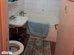 Apartament 4 decomandate Tiglina2 et1/4 ,simplu ,2 Balcoane — miniatura 5