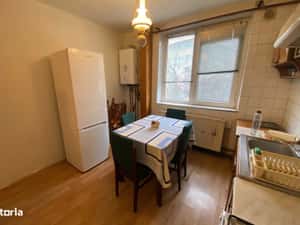 2 camere decomandate,Calea Severinului, etajul 2/4 cu centrală termică — miniatura 4