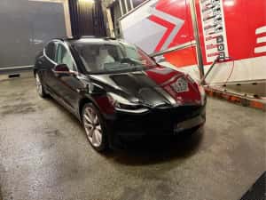Tesla Model 3 Long Range 2020 — miniatura 2