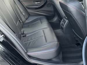 BMW 320d xDrive 4x4  M-Power 184CP Automat 2013 E5 Faruri Laser Navigatie Piele PrimPropietar. Foarte intretinut. — miniatura 8