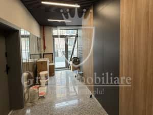 Apartament 3 camere BLOC UNICAT zona Intre Lacuri — miniatura 4