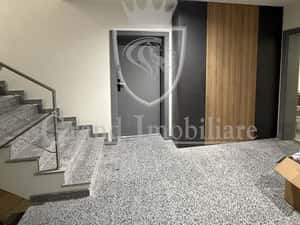 Apartament 3 camere BLOC UNICAT zona Intre Lacuri — miniatura 5