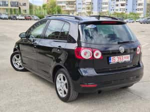 VW Golf Plus 1.6 TDI – spațiu, confort și economie — miniatura 4