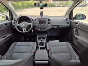 VW Golf Plus 1.6 TDI – spațiu, confort și economie — miniatura 5