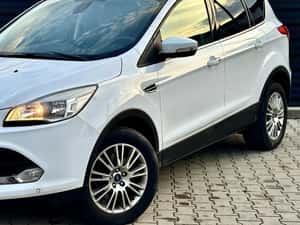 FORD KUGA AUTOMATA